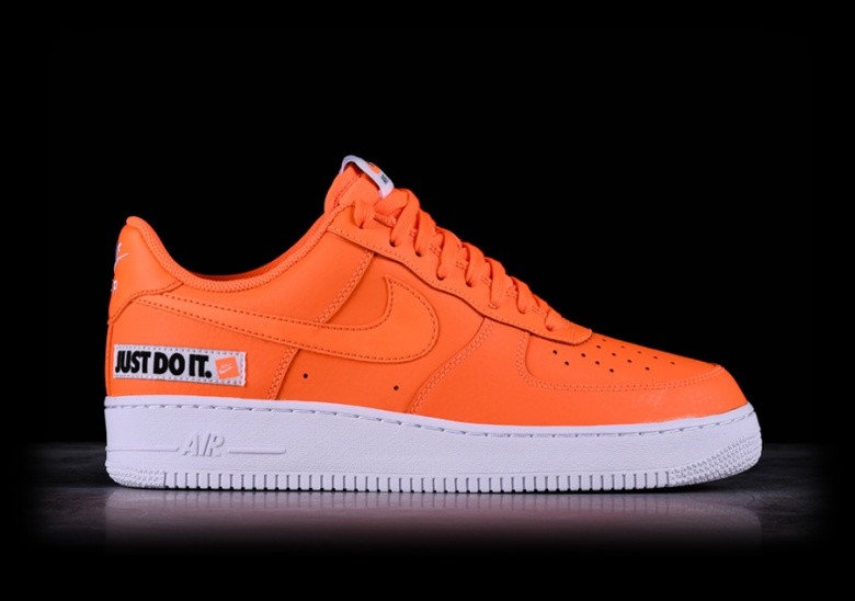 NIKE AIR FORCE 1 '07 LV8 LTHR JUST DO IT price €107.50