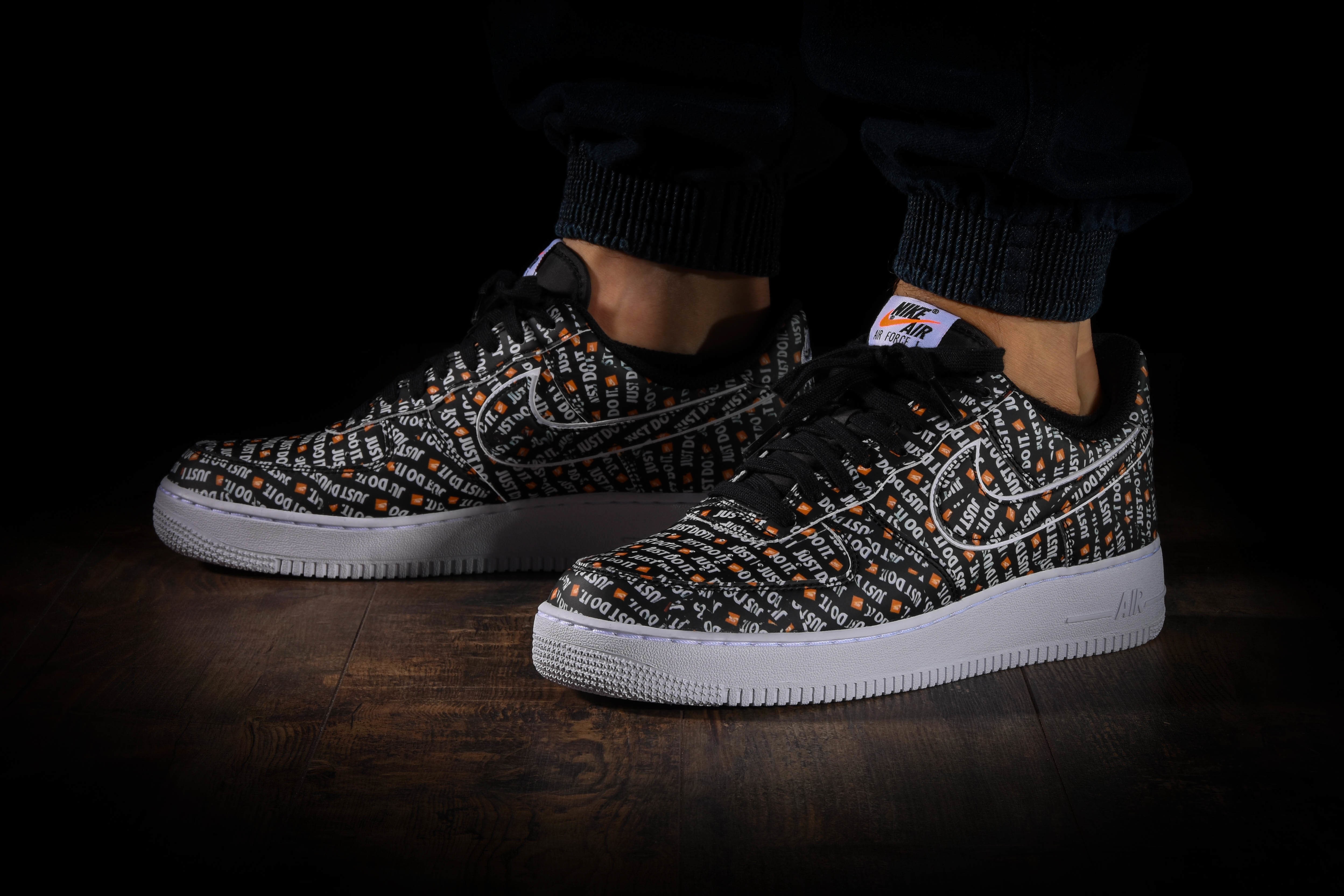 NIKE AIR FORCE 1 '07 LV8 JDI for £90.00 
