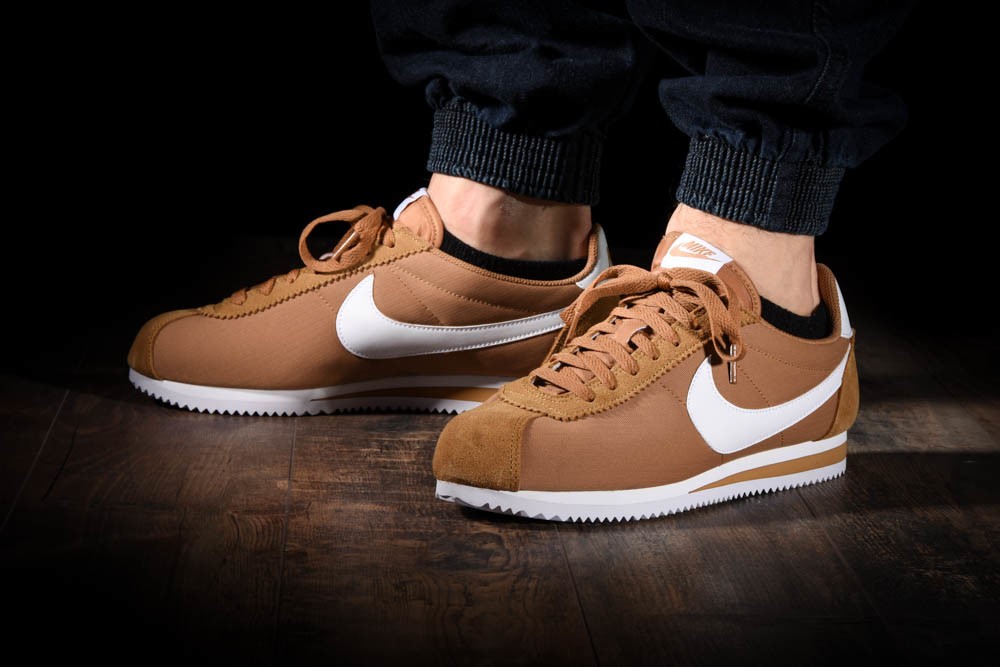 NIKE CLASSIC CORTEZ NYLON BEIGE