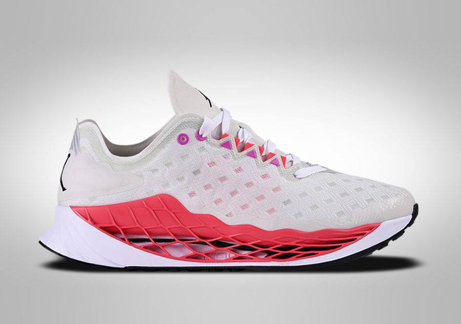 た*ろ様 NIKEジョーダンズームトランナーアルティメット Amazon | [ナイキ] NIKE ジョーダン ズーム トランナー