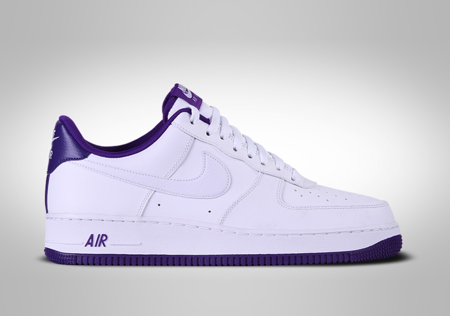 NIKE AIR FORCE 1 LOW '07 WHITE VOLTAGE 