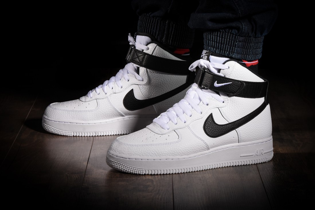 NIKE AIR FORCE 1 HIGH '07 WHITE BLACK