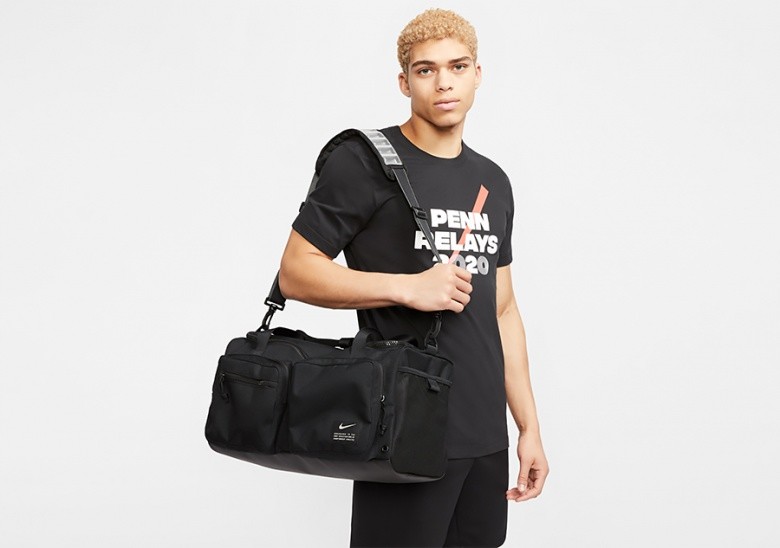 NIKE UTILITY POWER DUFFEL BAG (SMALL, 31L) BLACK