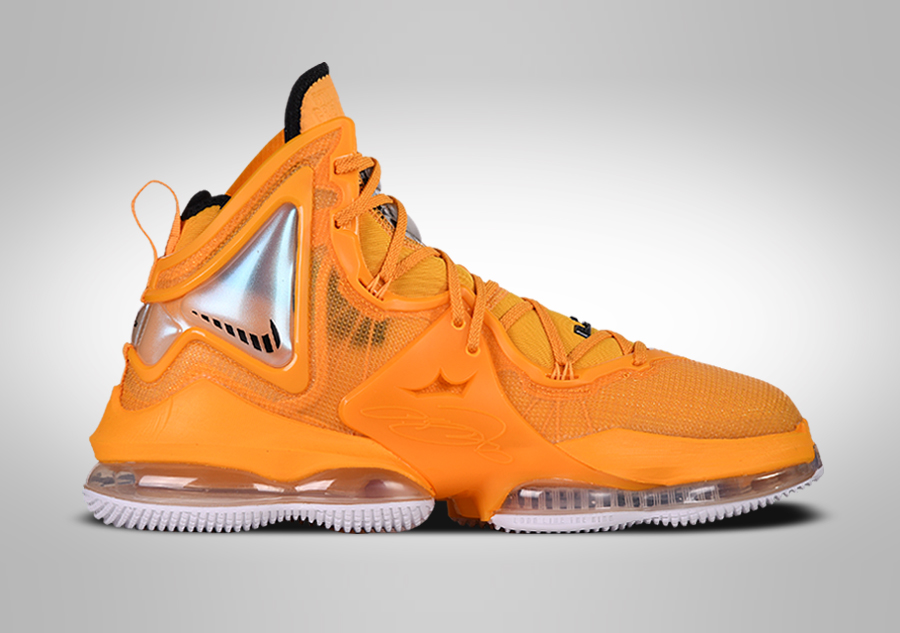 レブロン19 NIKE_LEBRON_19_BRED.jpg