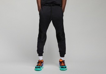 NIKE AIR JORDAN ZION FLEECE PANTS BLACK