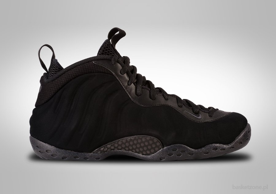 foamposite one black